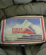 FIRST DOWN（ファーストダウン）ダウンジャケット/ダウンベスト カーキ サイズ:S レディース/2200652395037