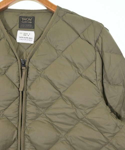 TAION（タイオン）ダウンジャケット/ダウンベスト カーキ サイズ:M メンズ/2200665384035