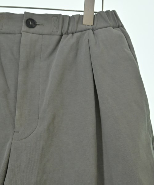 山内（ヤマウチ）ショートパンツ グレー サイズ:2(M位) レディース/2200635553102