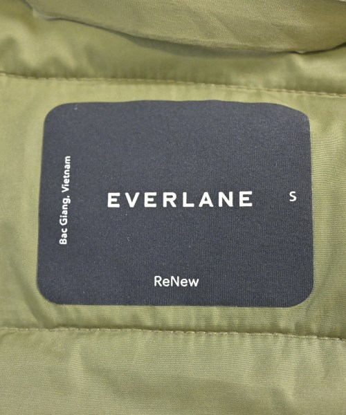 EVERLANE（エバーレーン）ダウンジャケット/ダウンベスト カーキ サイズ:S レディース/2200691494012