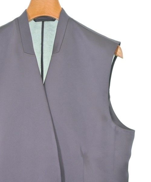 l'heritage martinique（レリタージュマルティニーク）ベスト グレー サイズ:-(L位) レディース/2200620312059