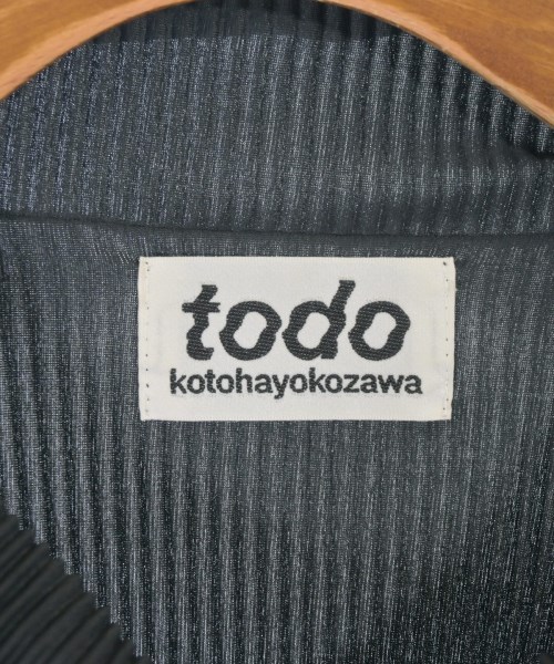 todo kotohayokozawa（トゥードゥー コトハヨコザワ）カジュアルシャツ 黒 サイズ:F レディース/2200696063046