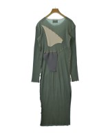todo kotohayokozawa（トゥードゥー コトハヨコザワ）ワンピース カーキ サイズ:-(L位) レディース/2200702961038