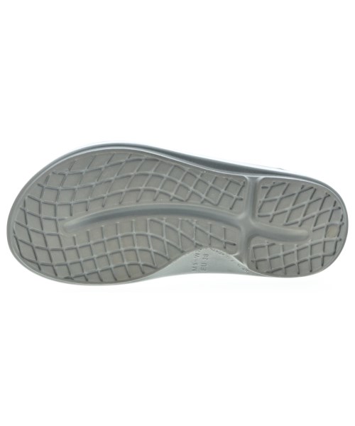 OOFOS（ウーフォス）サンダル グレー サイズ:UK7(25.5cm位) レディース/2200630325025