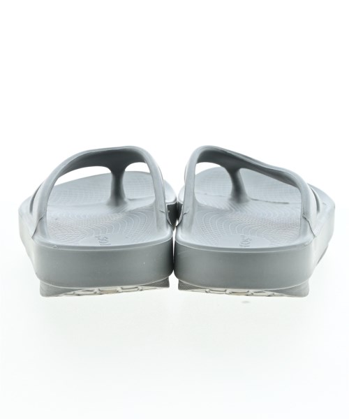 OOFOS（ウーフォス）サンダル グレー サイズ:UK7(25.5cm位) レディース/2200630325025