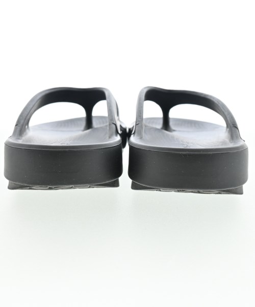 OOFOS（ウーフォス）サンダル 黒 サイズ:8(25cm位) レディース/2200609862285