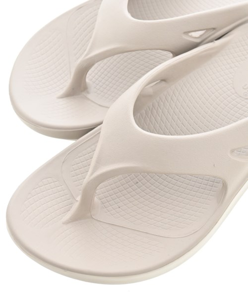 OOFOS（ウーフォス）サンダル ベージュ サイズ:EU38(24.5cm位) レディース/2200677864037