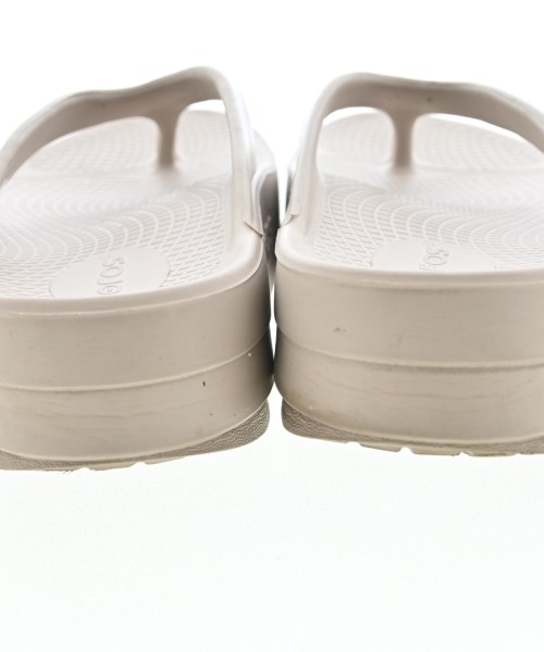 OOFOS（ウーフォス）サンダル ベージュ サイズ:EU39(25.5cm位) レディース/2200713245011
