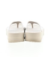 OOFOS（ウーフォス）サンダル ベージュ サイズ:EU38(24.5cm位) レディース/2200640055011