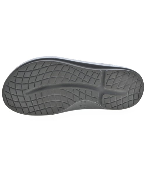 OOFOS（ウーフォス）サンダル 黒 サイズ:UK8(26.5cm位) メンズ/2200705882095