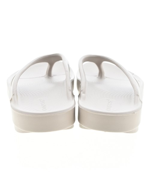 OOFOS（ウーフォス）サンダル ベージュ サイズ:7(24cm位) レディース/2200662158059