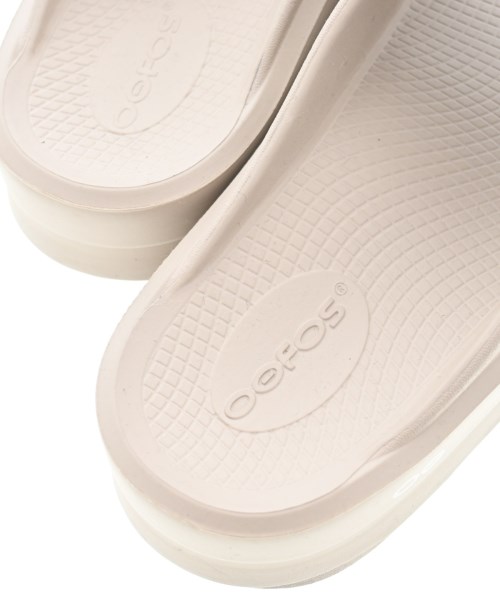 OOFOS（ウーフォス）サンダル ベージュ サイズ:6(23cm位) レディース/2200669952148