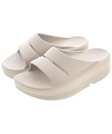OOFOS（ウーフォス）サンダル ベージュ サイズ:6(23cm位) レディース/2200669952148