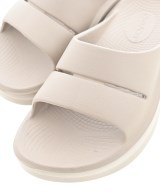OOFOS（ウーフォス）サンダル ベージュ サイズ:6(23cm位) レディース/2200669952148
