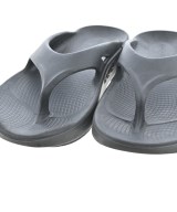OOFOS（ウーフォス）サンダル 黒 サイズ:EU37(23.5cm位) レディース/2200715301029