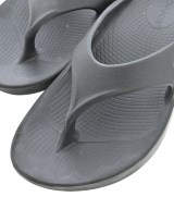 OOFOS（ウーフォス）サンダル 黒 サイズ:7(24cm位) レディース/2200721409108