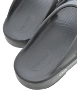 OOFOS（ウーフォス）サンダル 黒 サイズ:7(24cm位) レディース/2200721409108