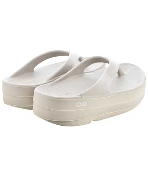OOFOS（ウーフォス）サンダル ベージュ サイズ:UK7(25.5cm位) レディース/2200684618012