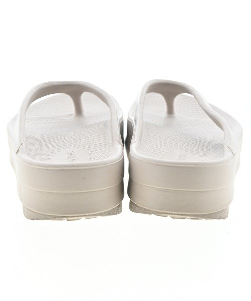 OOFOS（ウーフォス）サンダル ベージュ サイズ:UK7(25.5cm位) レディース/2200684618012