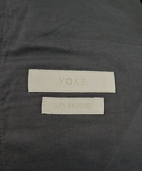 YOKE（ヨーク）その他 カーキ サイズ:3(L位) メンズ/2200634532023