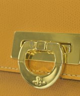 CARBOTTI（カルボッティ）ハンドバッグ ベージュ サイズ:- レディース/2200648567141