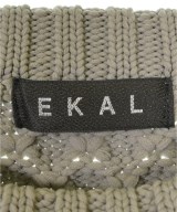 EKAL（エカル）ニット・セーター カーキ サイズ:ONE レディース/2200606701013
