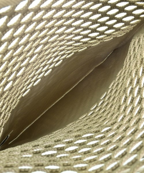 GOOD GOODS　ISSEY　MIYAKE（グッドグッズイッセイミヤケ）ハンドバッグ ベージュ サイズ:- レディース/2200622221106