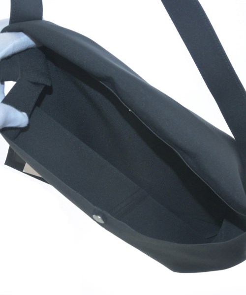 GOOD GOODS　ISSEY　MIYAKE（グッドグッズイッセイミヤケ）ショルダーバッグ 黒 サイズ:- メンズ/2200633743017