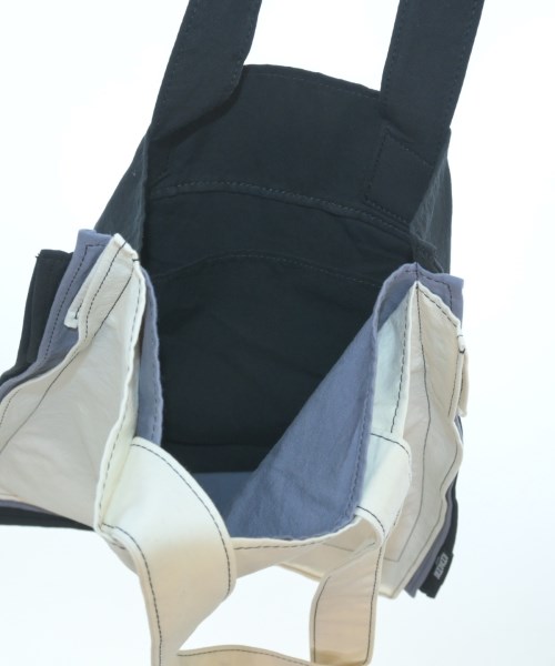 GOOD GOODS　ISSEY　MIYAKE（グッドグッズイッセイミヤケ）トートバッグ 白 サイズ:- メンズ/2200665185106