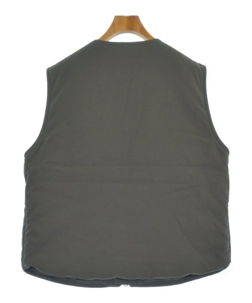 GR10K（ジーアールテンケー）ダウンジャケット/ダウンベスト カーキ サイズ:M メンズ/2200630571033