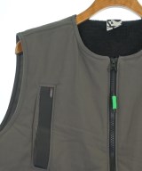 GR10K（ジーアールテンケー）ダウンジャケット/ダウンベスト カーキ サイズ:M メンズ/2200630571033