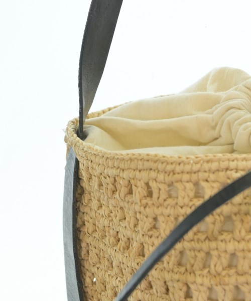 MADE IN MADA（メイドインマダ）ショルダーバッグ ベージュ サイズ:- レディース/2200644742016