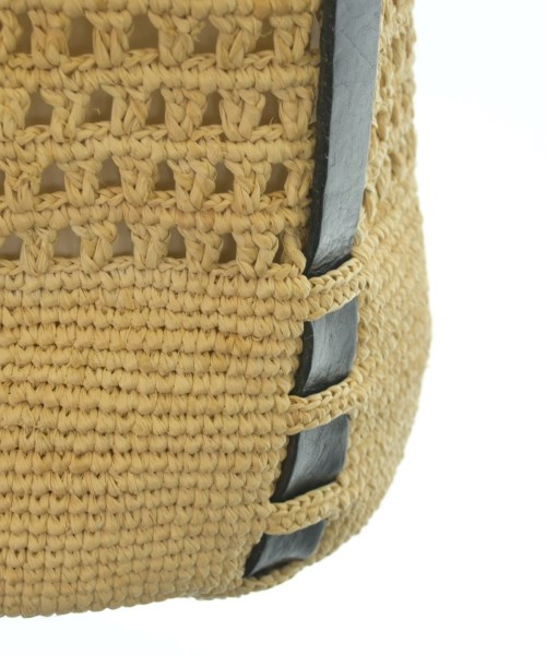 MADE IN MADA（メイドインマダ）ショルダーバッグ ベージュ サイズ:- レディース/2200644742016