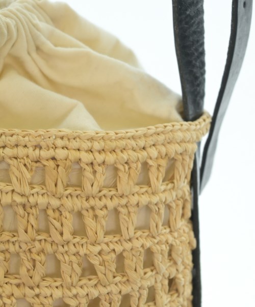 MADE IN MADA（メイドインマダ）ショルダーバッグ ベージュ サイズ:- レディース/2200644742023