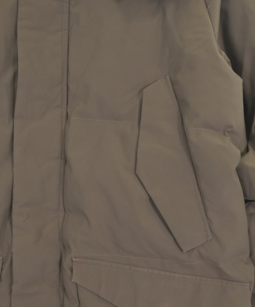 SHU（シュー）ダウンジャケット/ダウンベスト 茶 サイズ:S メンズ/2200612944015