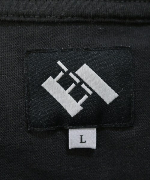 THE TRILOGY TAPES（トリロジーテープス）Tシャツ・カットソー 黒 サイズ:L メンズ/2200673344182