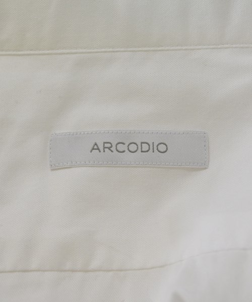 ARCODIO（アルコディオ）カジュアルシャツ 白 サイズ:39(M位) メンズ/2200653560137