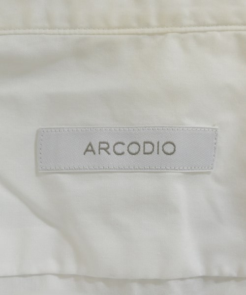 ARCODIO（アルコディオ）カジュアルシャツ 白 サイズ:38(S位) メンズ/2200654436028
