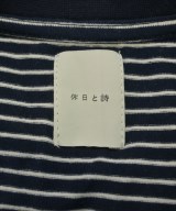 休日と詩（キュウジツトシ）Tシャツ・カットソー 紺 サイズ:F レディース/2200629390034