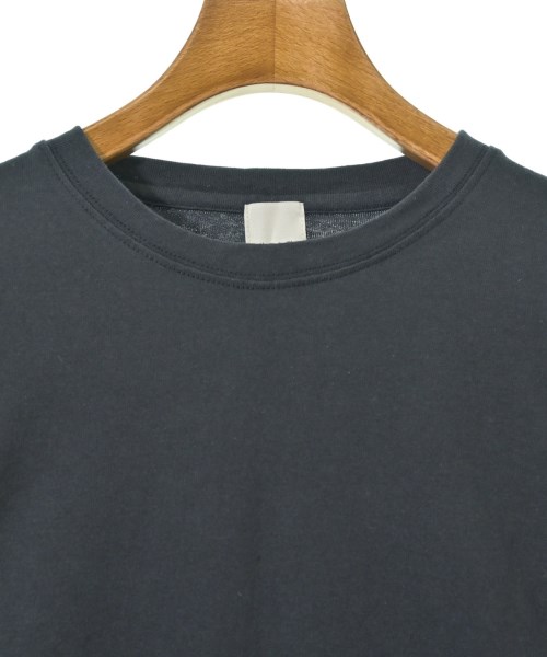 休日と詩（キュウジツトシ）Tシャツ・カットソー グレー サイズ:F レディース/2200686997047