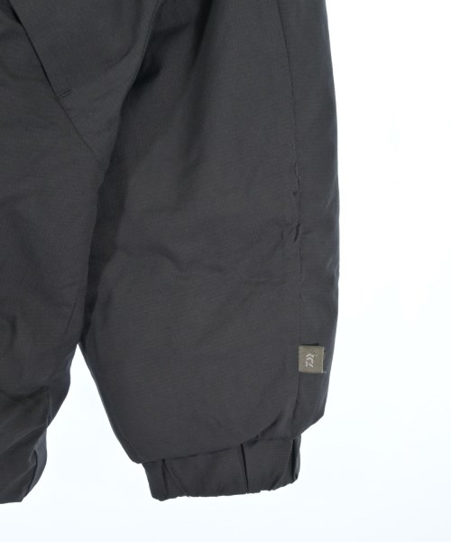 DAIWA PIER39（ダイワピア３９）ダウンジャケット/ダウンベスト 黒 サイズ:L メンズ/2200672311031