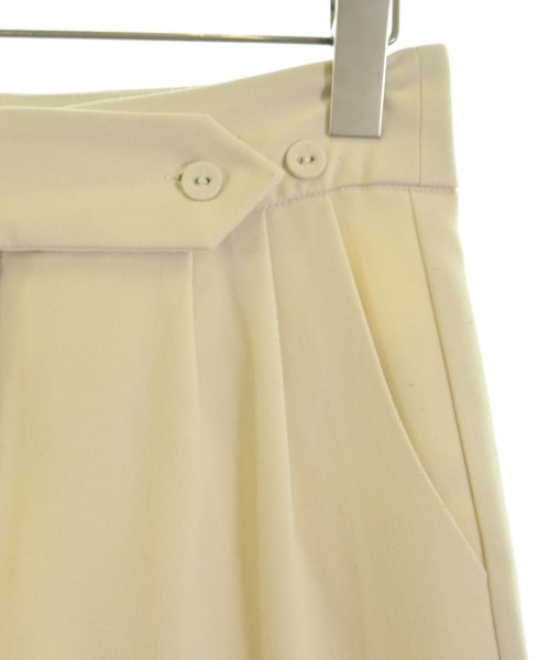 alia（アリア）スラックス ベージュ サイズ:S レディース/2200666224040