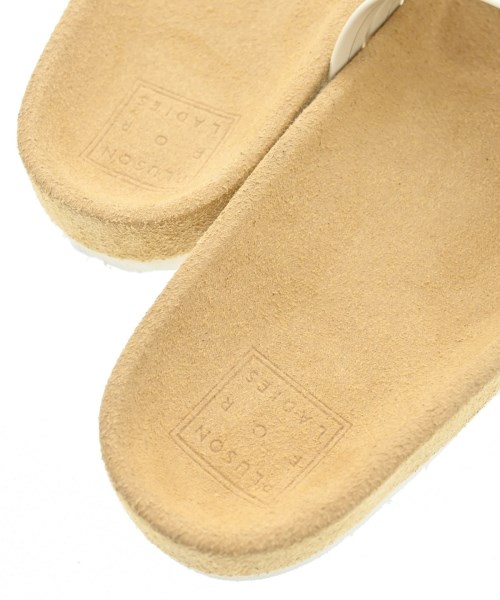 PLUSON SHOE SUPPLY（プラソンシューサプライ）サンダル 白 サイズ:-(22.5cm位) レディース/2200614152340