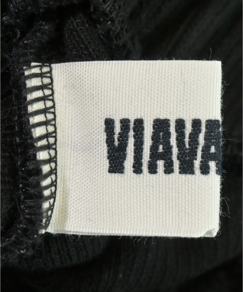VIAVANDA（ヴィアヴァンダ）クロップドパンツ 黒 サイズ:F レディース/2200717681129