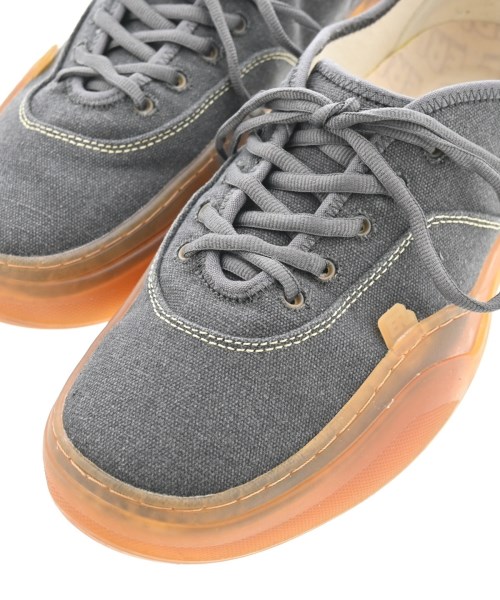 ERL（イーアールエル）スニーカー グレー サイズ:UK9(27cm位) メンズ/2200670649013