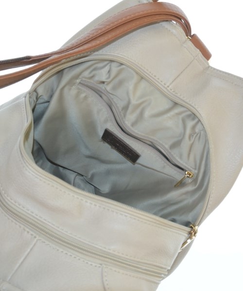 GUSCIO（グッシオ）ショルダーバッグ ベージュ サイズ:- レディース/2200629885028