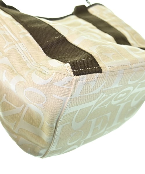 PICONE ACCESSORI（ピッコーネアッチェッソーリ）ハンドバッグ ベージュ サイズ:- レディース/2200688997359