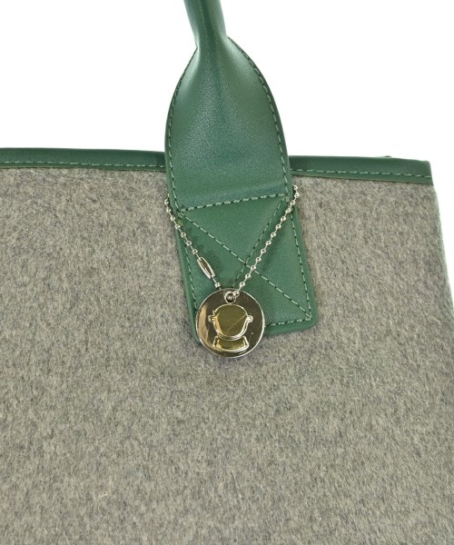 PICONE ACCESSORI（ピッコーネアッチェッソーリ）ハンドバッグ グレー サイズ:- レディース/2200688997366