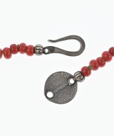 LARRY SMITH（ラリースミス）ネックレス 赤 サイズ:- メンズ/2200624037071