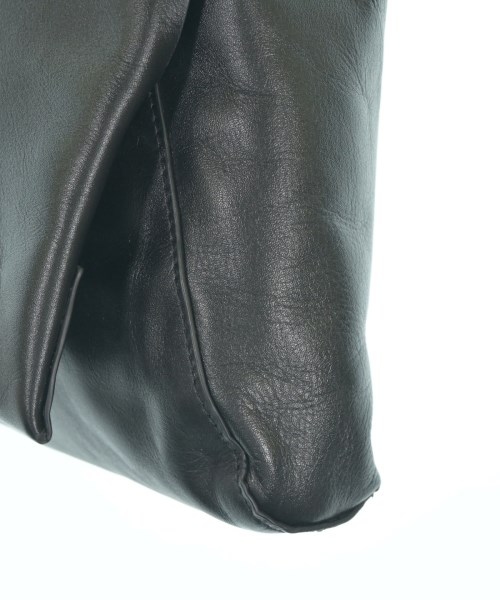 YArKA（ヤーカ）ショルダーバッグ 黒 サイズ:- レディース/2200670175086